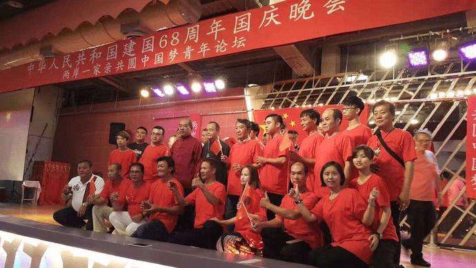 华为手机怎么查型号游戏画面